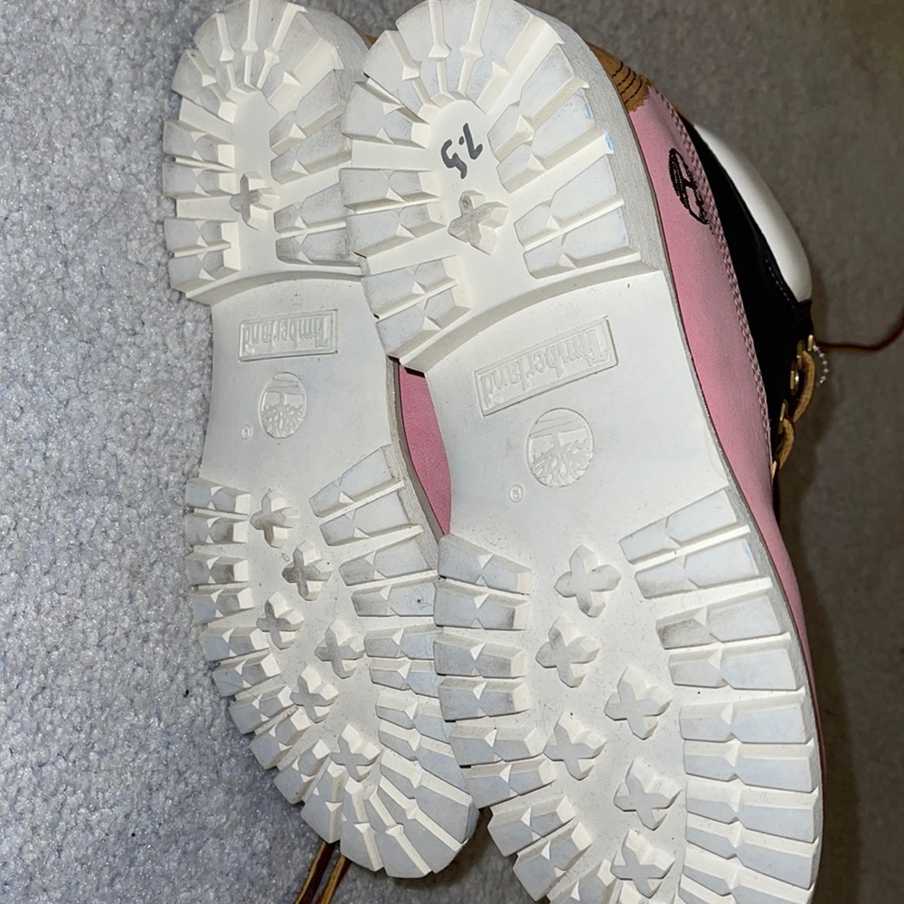 Timberlands - Picture 4 of 7
